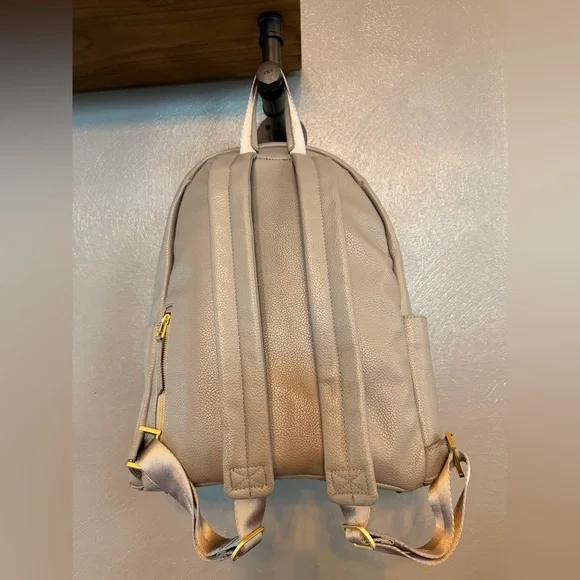 Freshly Picked City Backpack Diaper Bag – Gray – New Without Tags - Picture 2 of 5